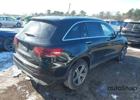 2020 Mercedes-Benz Glc 300 4Matic z USA, uszkodzony, nr VIN W1N0G8EBXLF864861